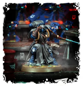Foto de referencia de Librarian in Phobos Armour