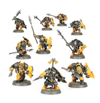 Muestra la gama Ironjawz y no Ardboyz en particular — la misma imagen representa a 2 unidades de este ejército.
