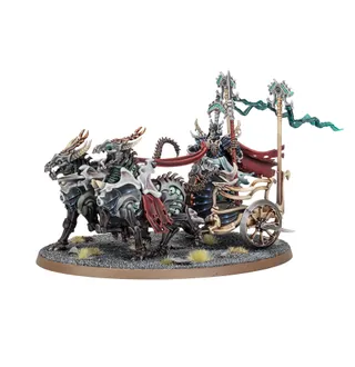 Muestra la gama Ossiarch Bonereapers y no Kavalos War Chariot en particular — la misma imagen representa a 3 unidades de este ejército.