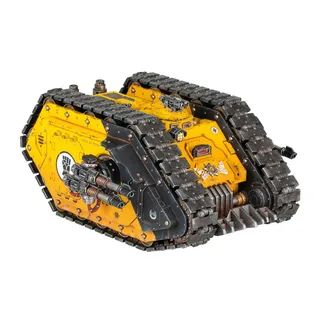 Показує серію Iron Warriors (IV), а не саме Land Raider Achilles — те саме зображення представляє 3 підрозділи цієї армії.