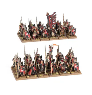 Pokazuje serię Kingdom of Bretonnia, a nie konkretnie Men-At-Arms — to samo zdjęcie reprezentuje 2 jednostki tej armii.