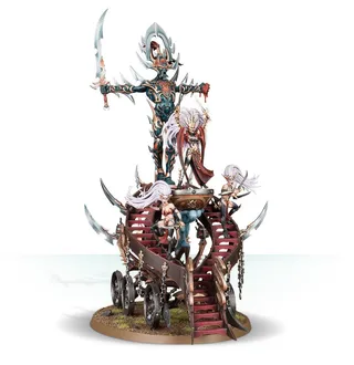 Pokazuje serię Daughters of Khaine, a nie konkretnie Slaughter Queen — to samo zdjęcie reprezentuje 4 jednostki tej armii.
